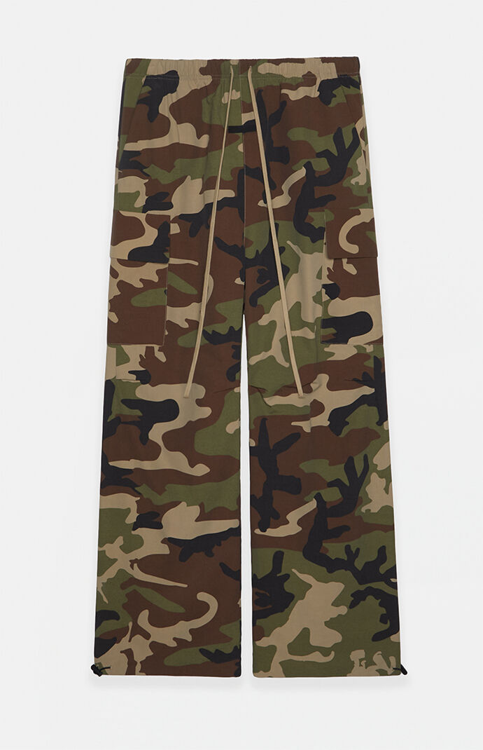 パンツ FEAR OF GOD ESSENTIALS MILITARY FIELD Fear of God Essentials Military Textured Nylon Field Pants