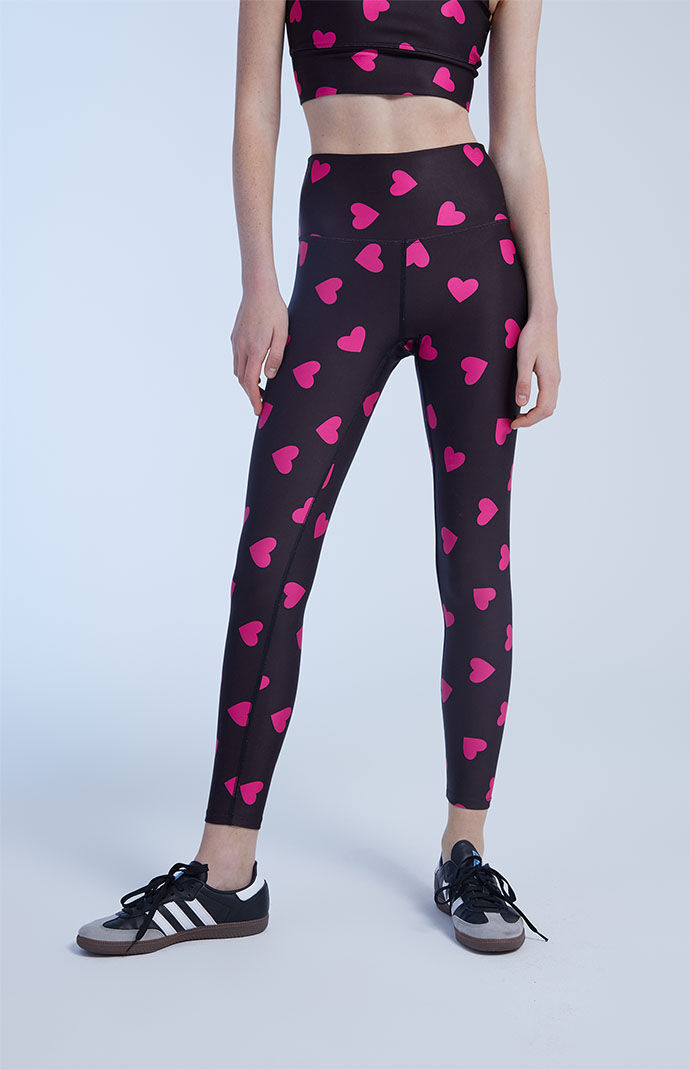 Beach riot heart leggings top