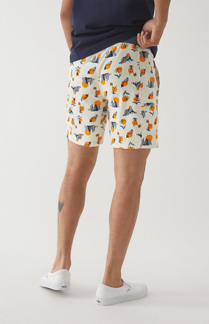 Printed Classic V Belted Shorts
