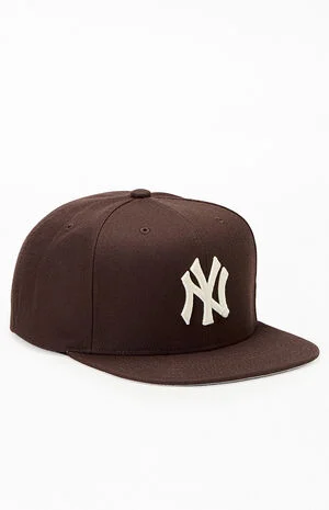 New York Yankees MLB Snapback Hat image number 1
