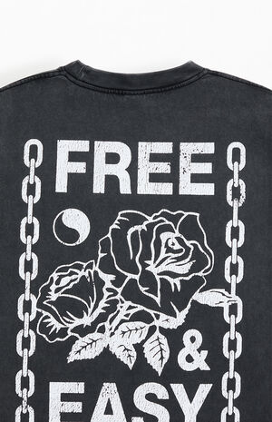 Chains & Roses T-Shirt image number 4