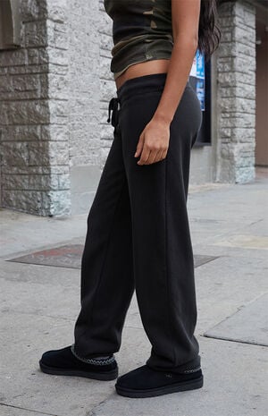 Black Hilary Yoga Sweatpants image number 3