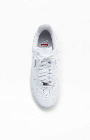 x Supreme Air Force 1 Low Shoes image number 5