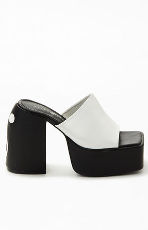 Women's Black & White Yin & Yang Heels image number 1