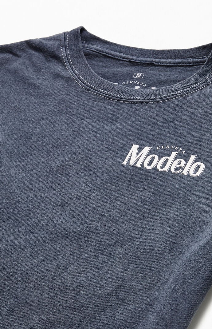 Modelo T-Shirt