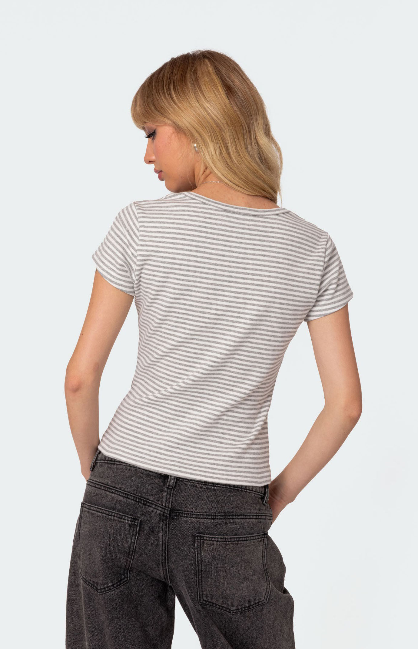 ★XTONZ★ XTT133 Curve Stripe Henley Neck T-Shirt MOCHA XTT133 Curve Stripe Henley Neck T-Shirt (CHARCOAL) - XTONZ