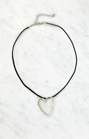 Flat Heart Necklace image number 1