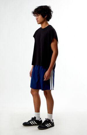 Black Cropped Raglan T-Shirt image number 4