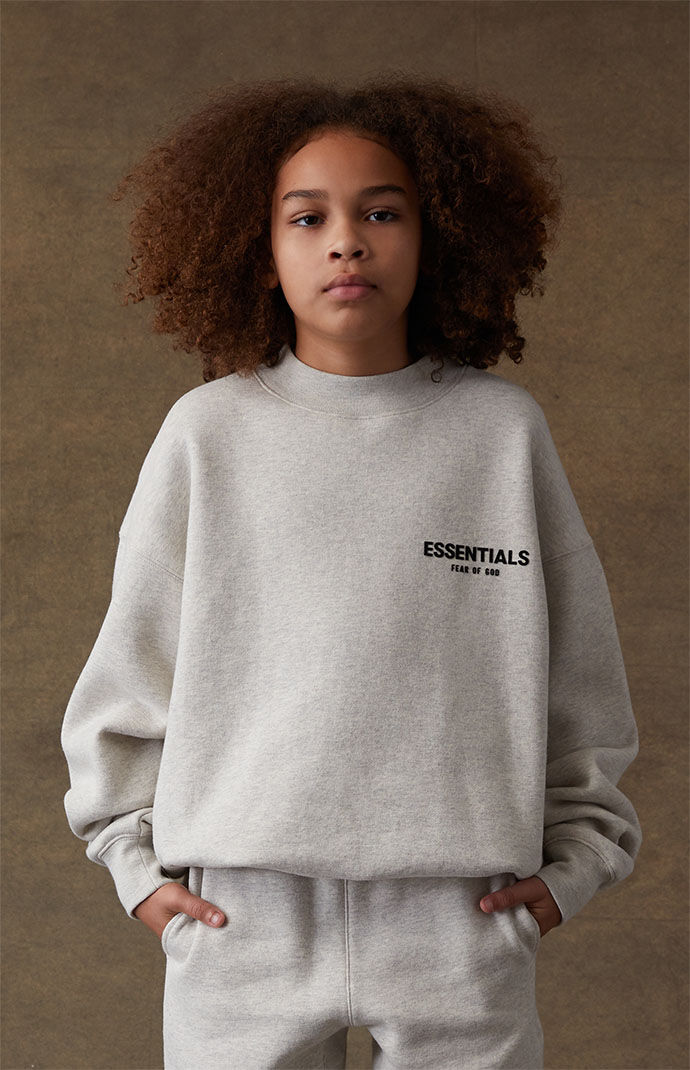 Oatmeal crew neck sweatshirt store