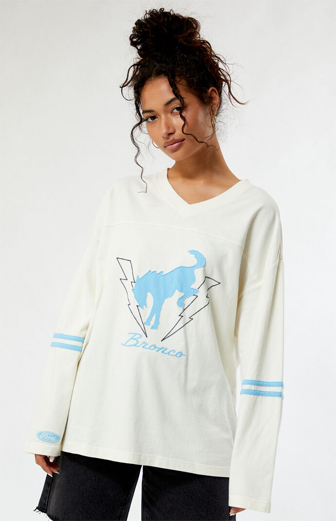 white long sleeve graphic