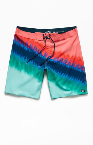 Recycled T Street Airlite 19" Boardshorts Recycled T Street Airlite 19" Boardshorts image number null