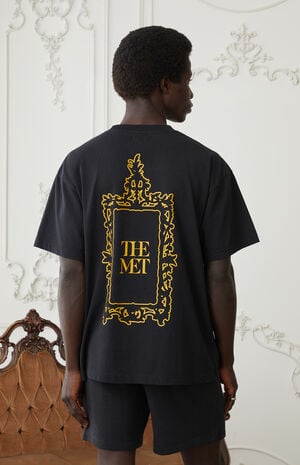 x Pacsun Looking Glass T-Shirt image number 2