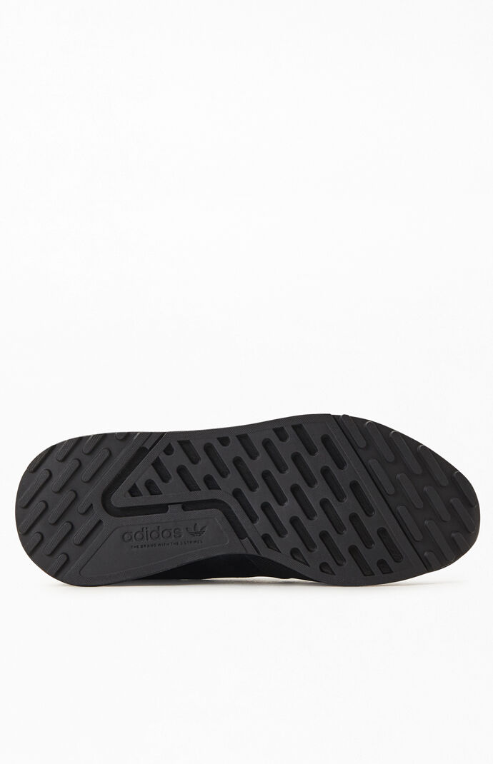 Black Smooth Runner Sneakers