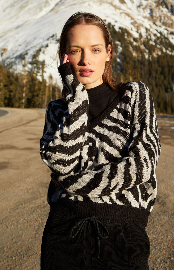 Long Sleeve Zebra Pullover Sweater