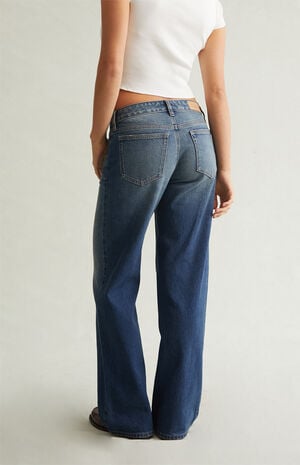 Zoe Low Rise Girlfriend Jeans Medium Indigo image number 4
