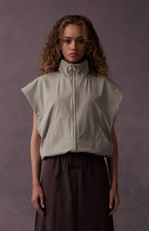 Women's Seal Running Vest image number 2