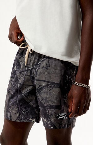 Camo Tree 6.5" Swim Trunks image number 6