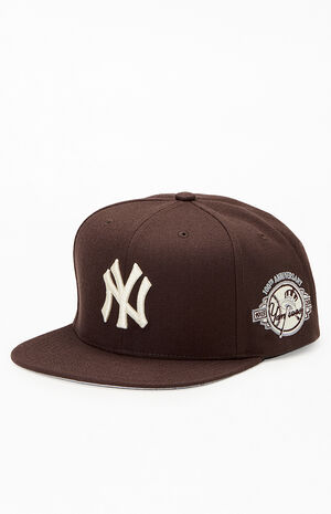New York Yankees MLB Snapback Hat image number 4