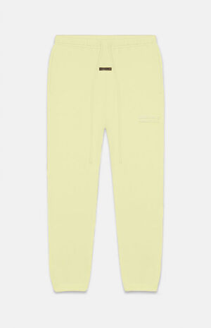 Fear Of God Essentials Ss21 Essentials Cream Sweatpants Fear Of
