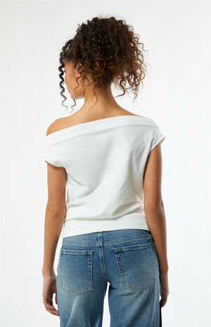 Sunday Off-The-Shoulder T-Shirt image number 3