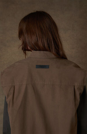 Women's Wood Sleeveless Oxford Button Down Shirt image number 5