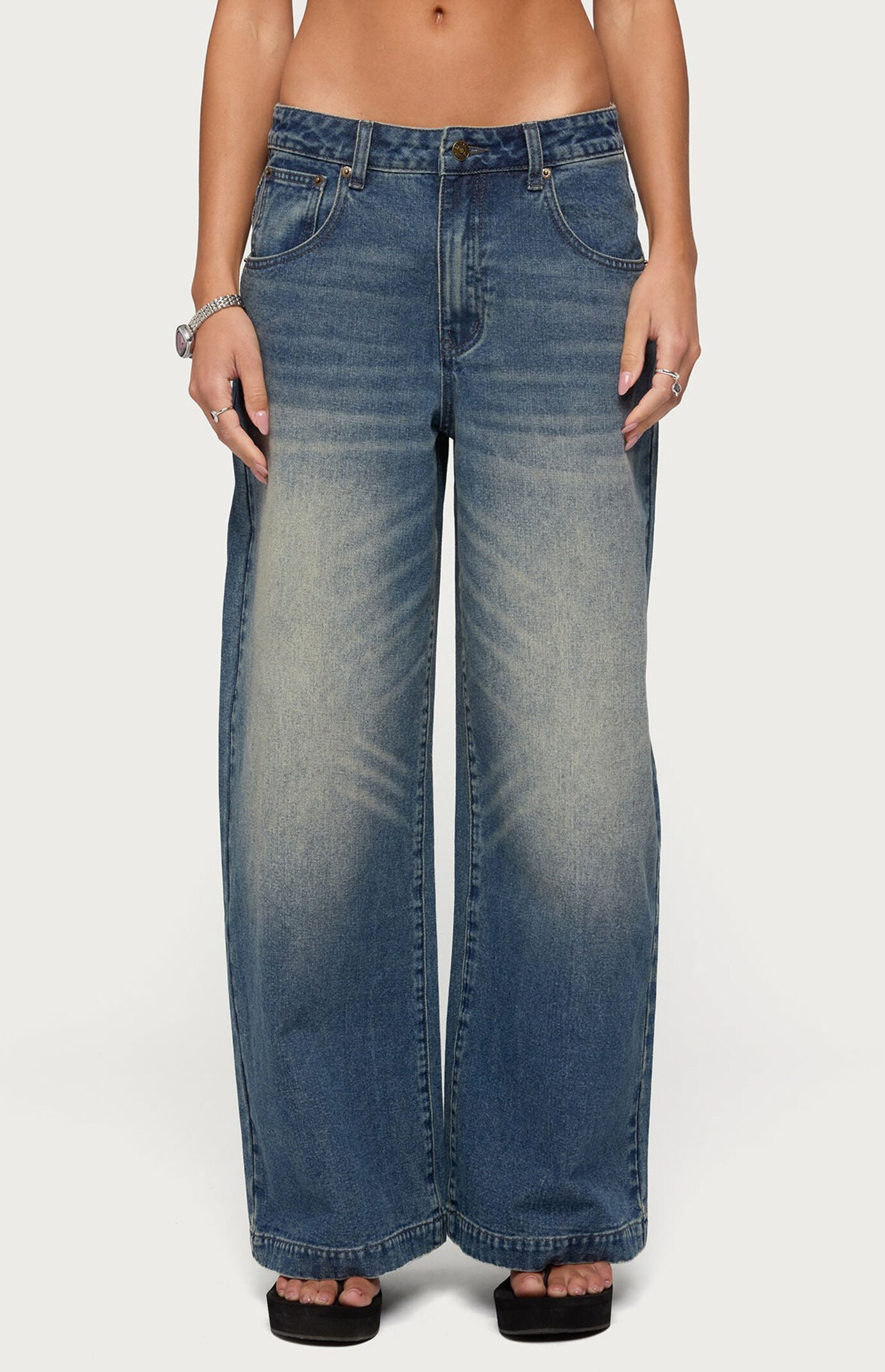 Edikted Sabira Low Rise Baggy Jeans