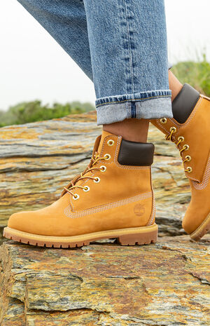 Women's Wheat Premium 6inch Lace-Up Waterproof Boots image number 2