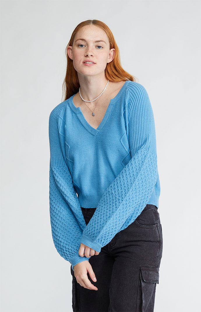 La Hearts Women's Chunky Stitch Sweater in Blue - Size Xs