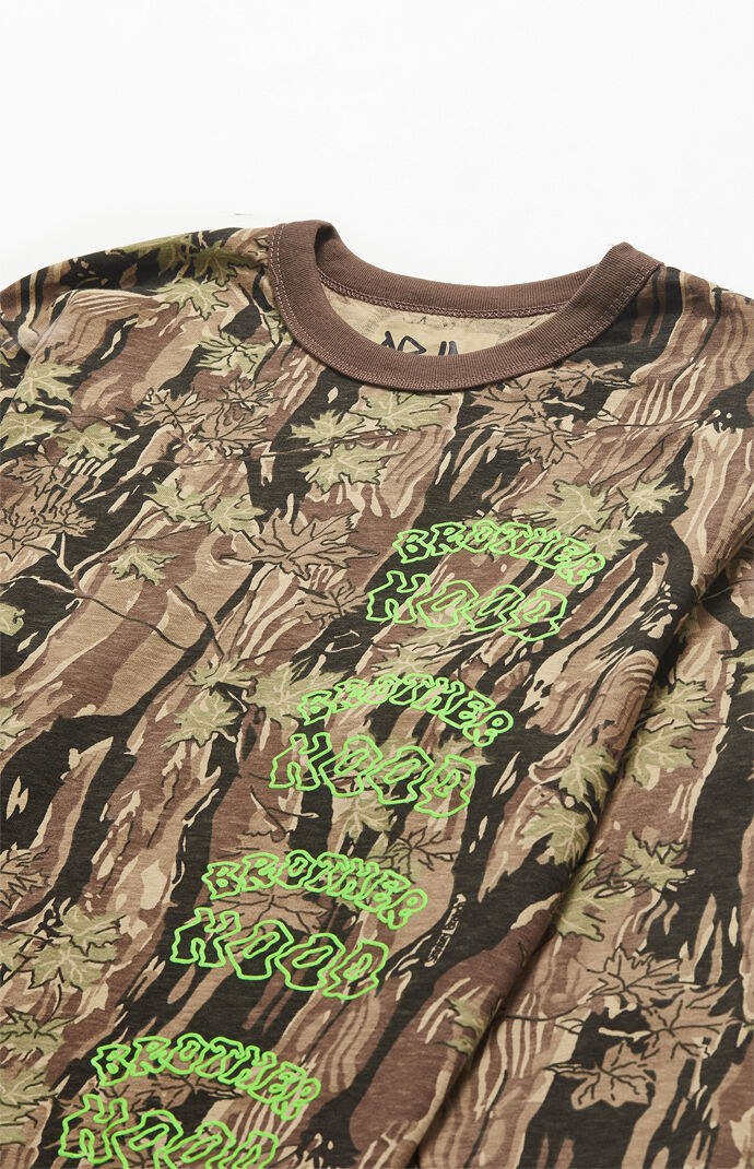 Repeat Logo Camo Long Sleeve T-Shirt