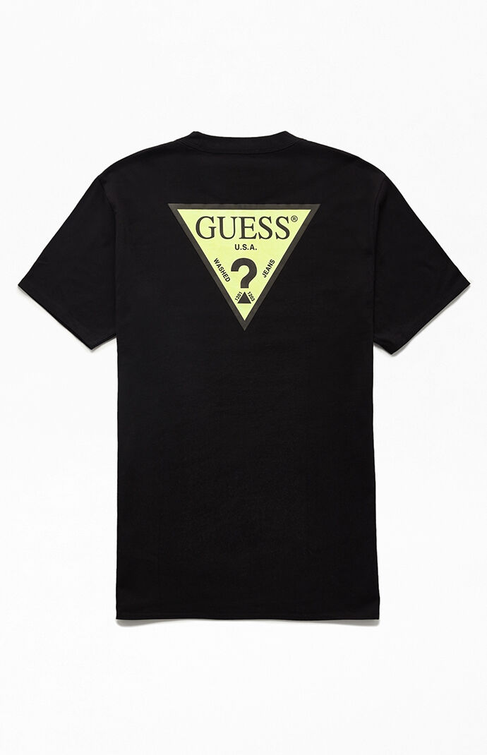 guess triangle logo t shirt