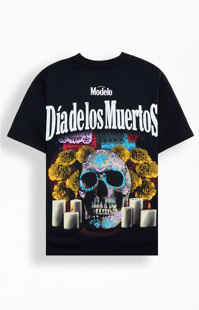 Modelo Altar Dia De Los Muertos T-Shirt
