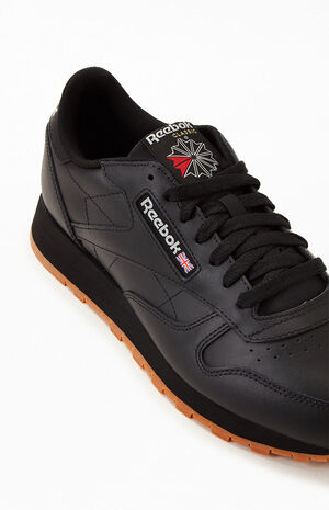 Classic Leather Black Shoes image number 6