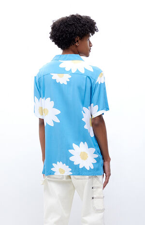 Daisies Resort Camp Shirt image number 4