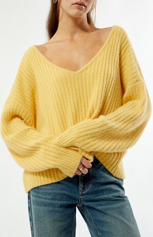 Ginger V-Neck Fuzzy Sweater image number 5