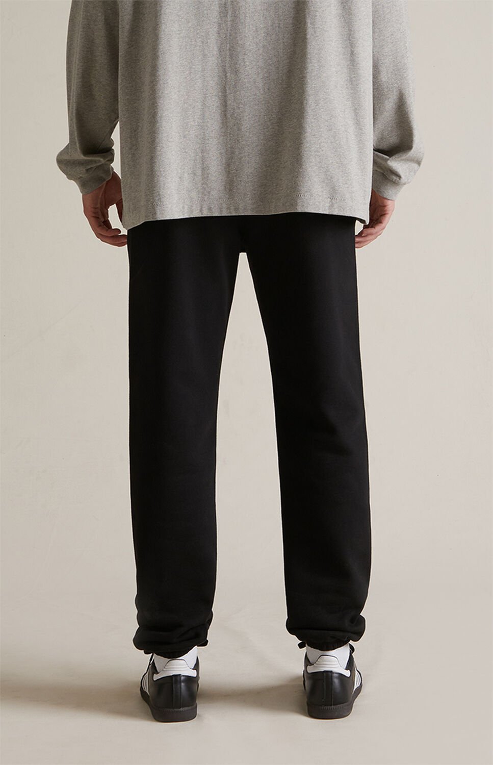Fear of God ESSENTIALS Black Classic Sweatpants thumbnail 6