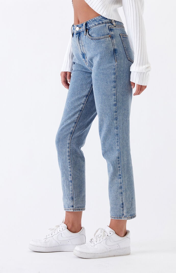 medium wash mom jeans