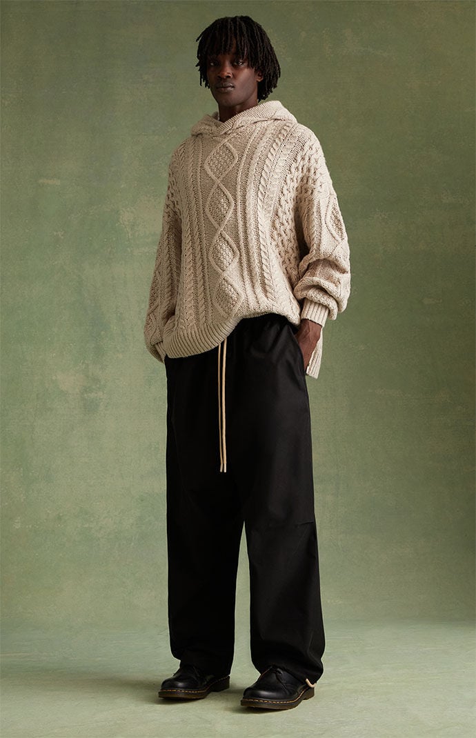 激安アウトレット通販 レディース Fear of God Essentials Jet Black Relaxed Trousers | PacSun パンツ