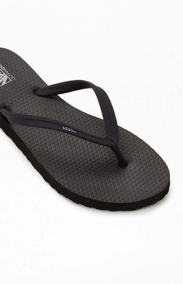 vans sandals pacsun