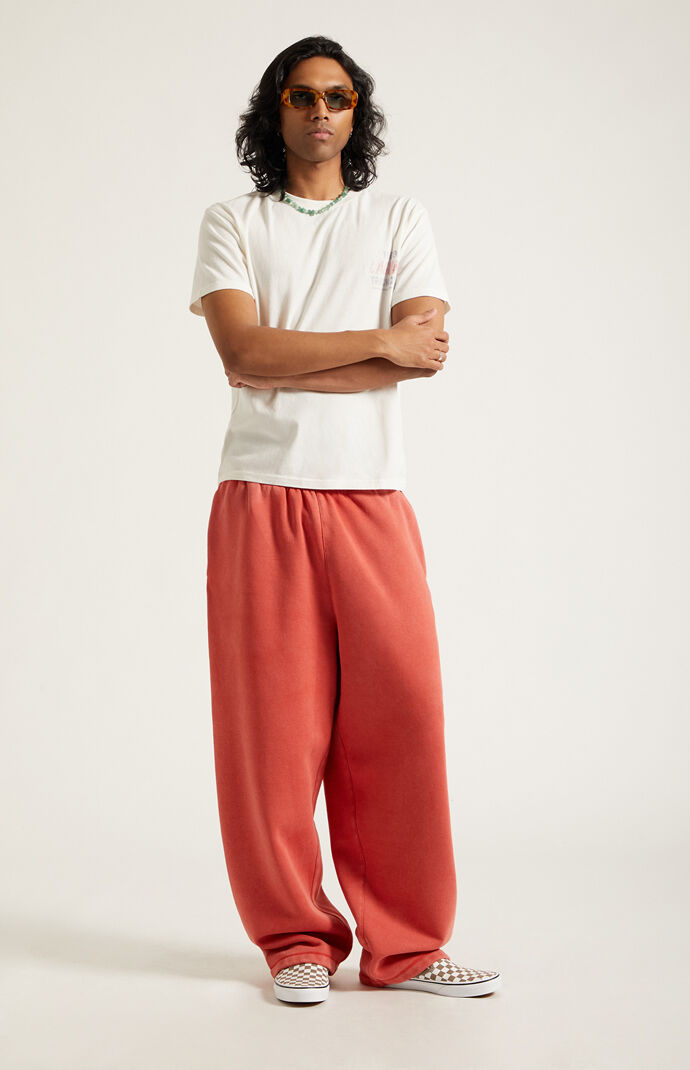 baggy opium y2k レッド サッカー風ハーフパンツ Pacsun Red Washed Fleece Extreme Baggy Sweatpants | Pacsun