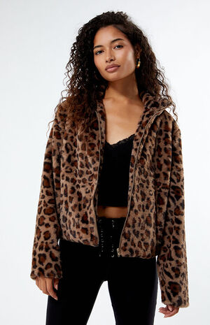 Animal Print Cropped Faux Fur Jacket image number 2
