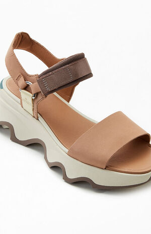 Women's Kinetic Impact Y Strap Sandals image number 6