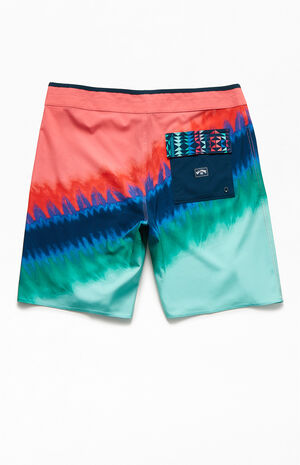 Recycled T Street Airlite 19" Boardshorts Recycled T Street Airlite 19" Boardshorts image number null