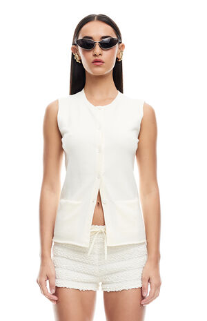 Kourt Vest image number 1