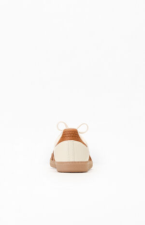 Women's Cream & Brown Samba OG Sneakers image number 3