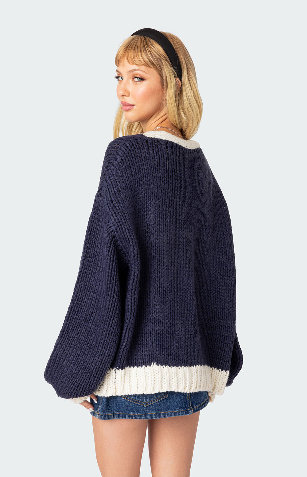 Contrast Placket Knit Cardigan