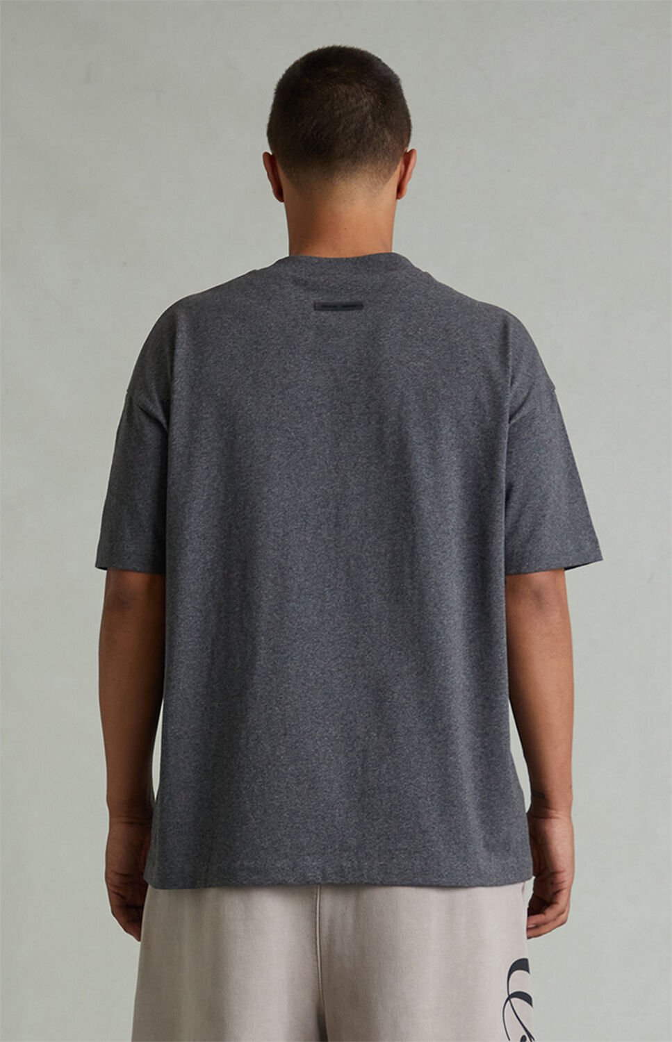 Fear of God ESSENTIALS Charcoal Heather Classic Short Sleeve T-Shirt thumbnail 4