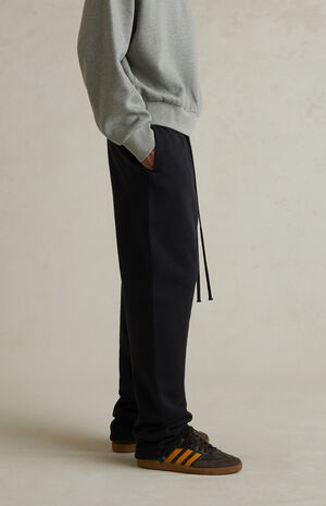 Jet Black Fleece Relaxed Sweatpants image number 4