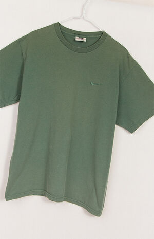 vintage nike swoosh t shirt
