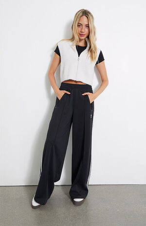 Cropped Zip Front Sweater image number 4