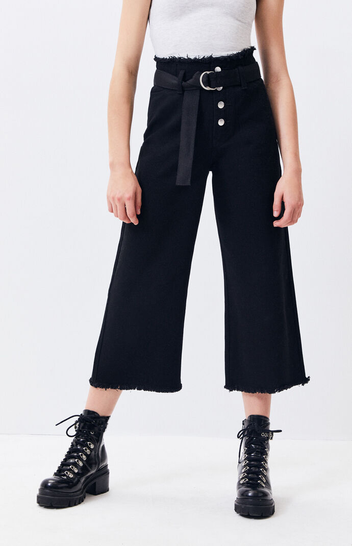 Call Out Belted Culotte Jeans